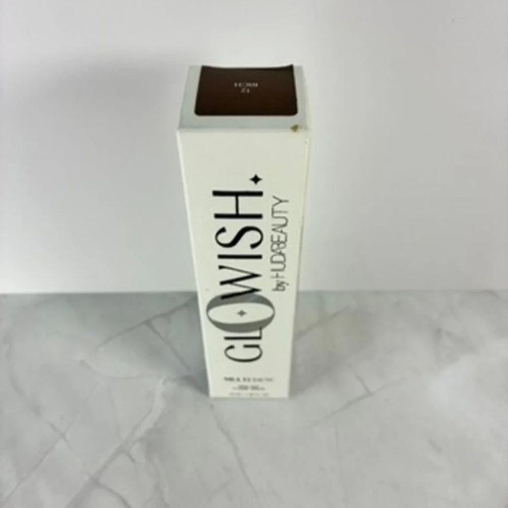 Huda Beauty GloWish Multi Dew Skin Tint 12 Rich Dewy Foundation New NIB 1.35oz